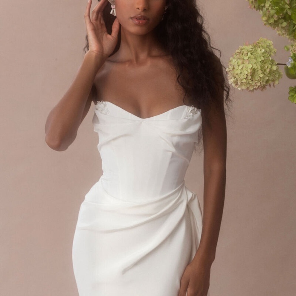 Sarah Seven Alcott Inspired White Strapless Wedding Dress